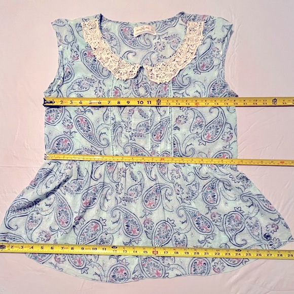 Peter Pan lace collar blouse - Picture 7 of 13